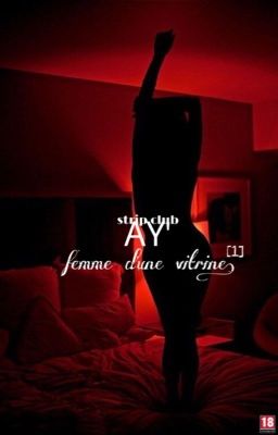 A Y E M |  Femme d'une vitrine 