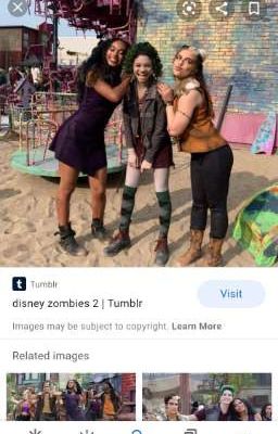 A zombie and her 2 wolfies 