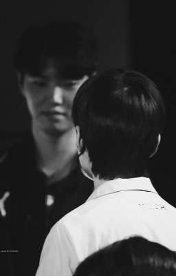 chodeft l Hôm nay anh có mang dù chưa?