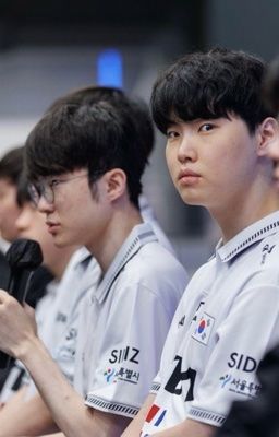 [Choker] The art of jealously