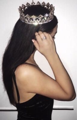 •crown•