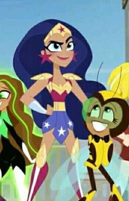 D c super hero girls (chica misteriosa)