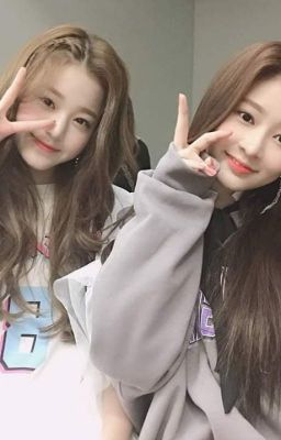 [ F2 ] Kim Minju x Jang Wonyoung