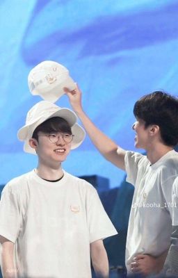 (Faker x Sky) Quàng thượng và chánh cung nhà ảnh