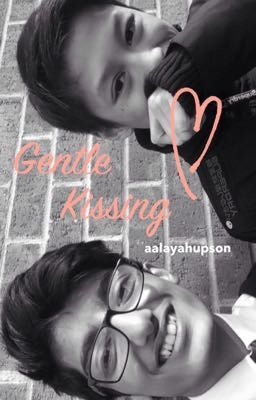 Gentle Kissing 