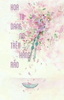 Hoa Tử Đằng Nở Đầy Trên Hàng Rào