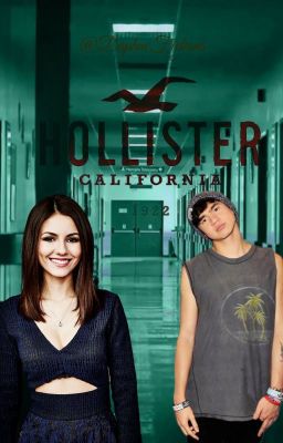 Hollister || C.H Tome II (en pause)