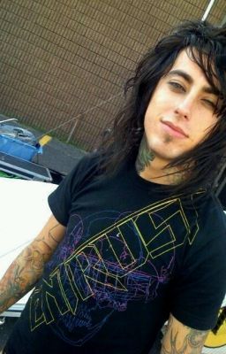 I Love You Dad. { A Ronnie Radke Fan Fic}