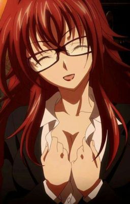 Issei Hyuoduo un estudiante misterioso.