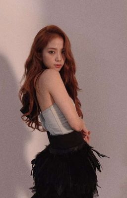 Kim Jisoo!!Cô stylist xinh đẹp của Kim Taehuyng