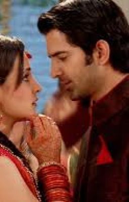 Love Me Like You Do -- Iss Pyar Ko Kya Naam Doon