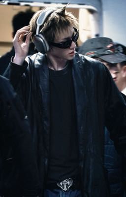 martin | textfic | a random dude thinking he is my boyfriend (def he is)