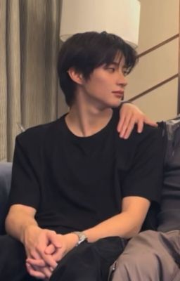 mistletoe ; anton lee