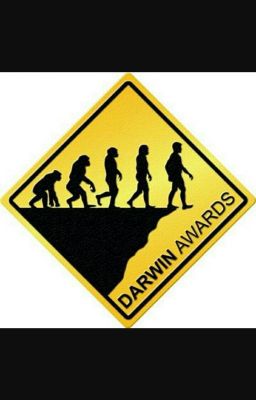 {Morti Stupide}[Darwin Awards]