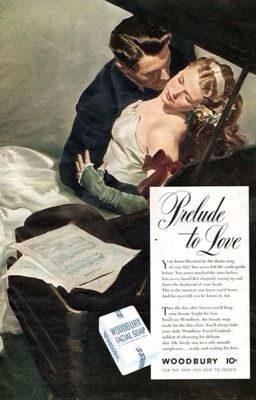 rêu xanh in rành tình đỏ