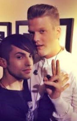 Scomiche Sick/Hurt Fanfics