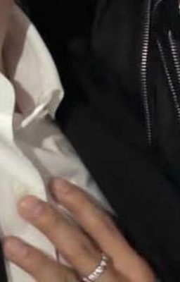 [sonbinh] nhấp môi