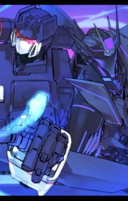 SoundBreaker superior (Male G1 Soundwave Reader x Arcee)