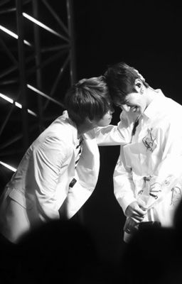  [ Taekook ver]  Xuyên thành nam phụ tôi quyết tránh xa khỏi nhân vật chính!!