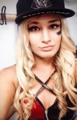 The Storm's Beauty (WWE Toni Storm x OC)