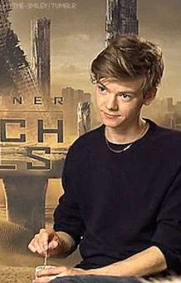 Thomas Brodie-Sangster GIF imagines