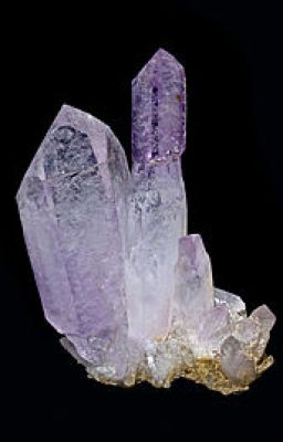 Wiki de minerales de libros isekais